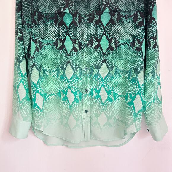 Equipment Ombre Snakeskin Button Up Silk Blouse Size S Green - Picture 3 of 6
